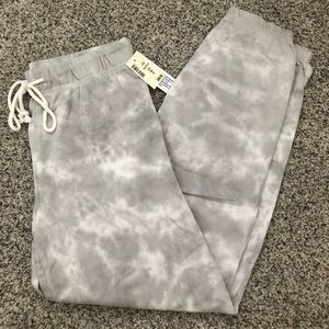 Aero Gray Tie-Dye Sweats NWT